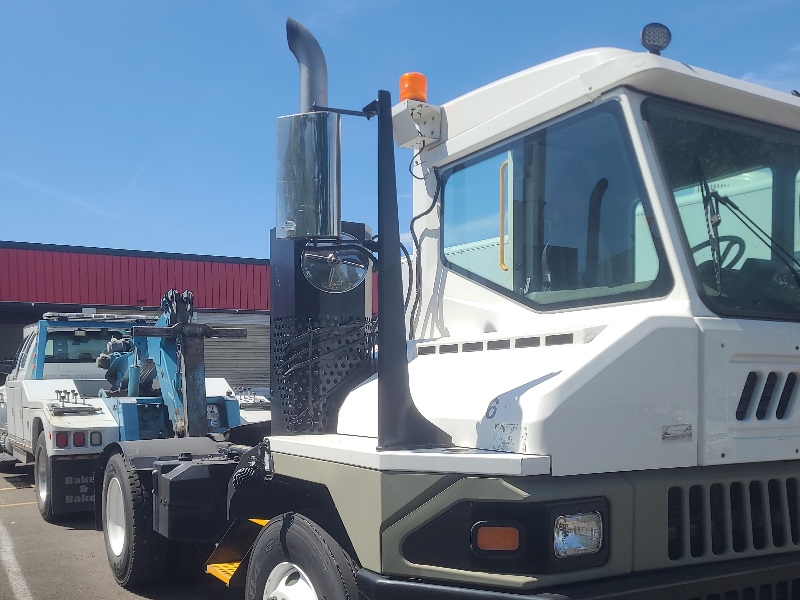 Non-road legal truck towing in Woodburn